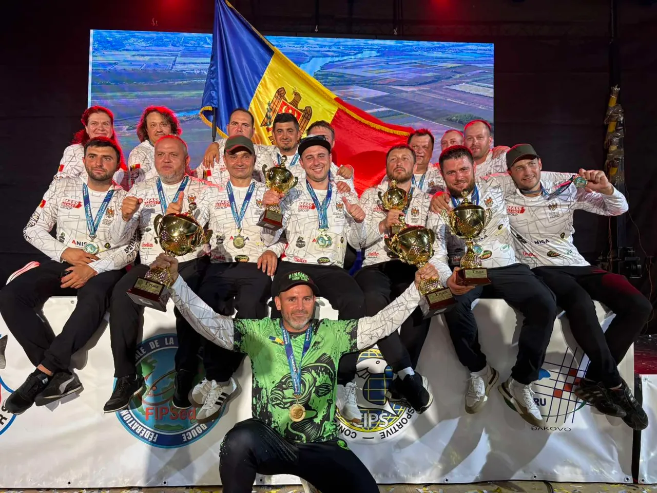 Сборная Молдовы завоевала золото на чемпионате мира по ловле карпа