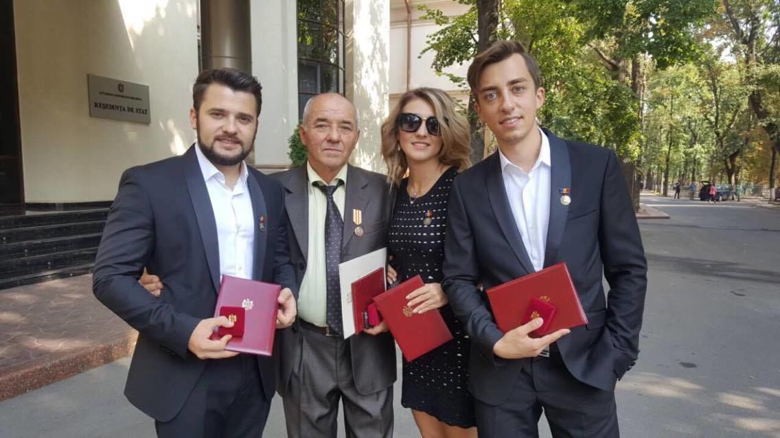 Солисты группы DoReDoS стали заслуженными артистами Молдовы