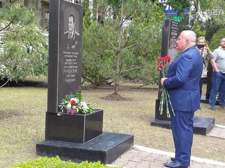 Марш к 9 Мая в Бельцах: Примар и вице-примары не надели георгиевских лент