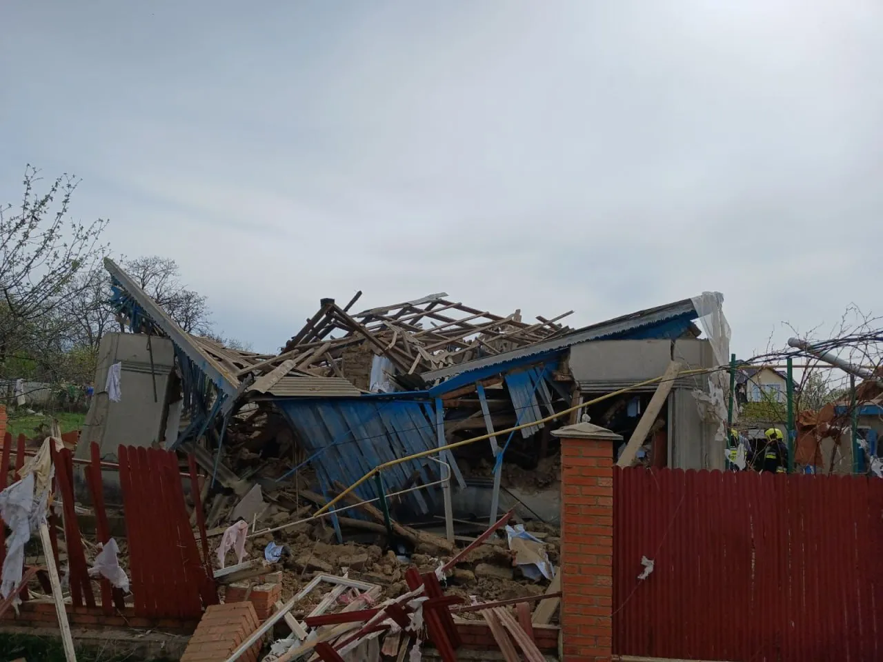 Взрыв в доме в Леово: мужчина доставлен в больницу с ожогами