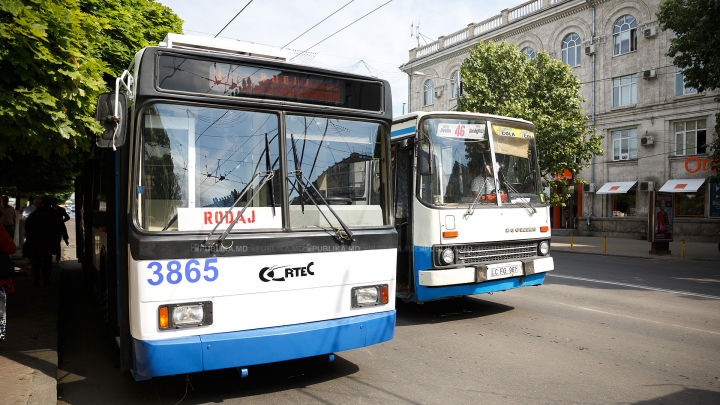 Troleibuzele fără fir vor fi puse în zece zile pe liniile din Chişinău