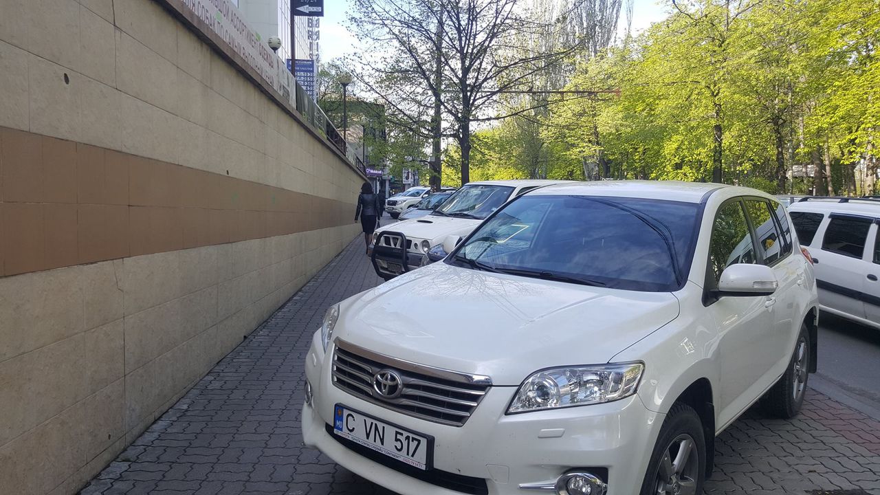 Мунсоветники-социалисты потребовали от администрации Sun City освободить тротуар для пешеходов