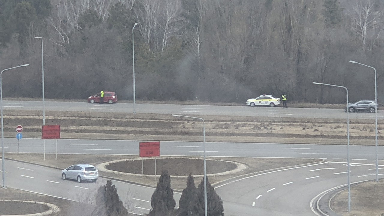 В столице патрульные останавливали и отпускали нарушителей через минуту