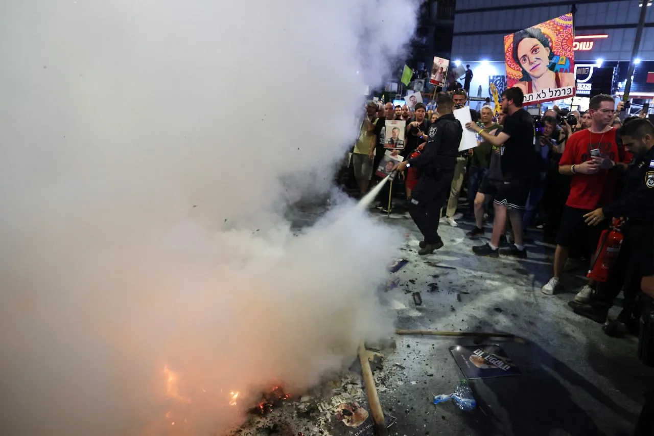 На митинг в Тель-Авиве пришли 500 тысяч человек