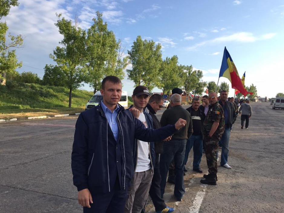 При въезде в столицу протестовали против ареста манифестантов