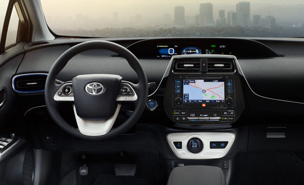 Toyota Prius 2016, declarat cel mai eficient automobil hibrid din lume