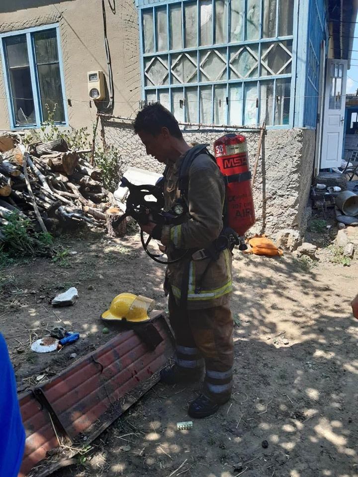 В Каушанах пожарные спасли двоих детей