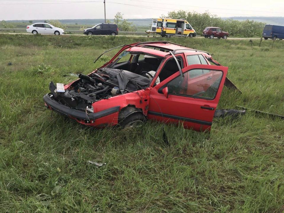 Смертельное ДТП в Страшенах: водитель скончался на месте