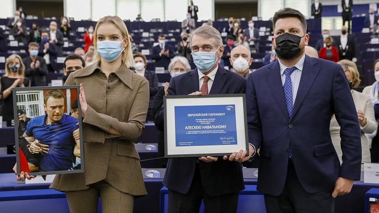 Дочь Алексея Навального получила вместо отца премию Сахарова