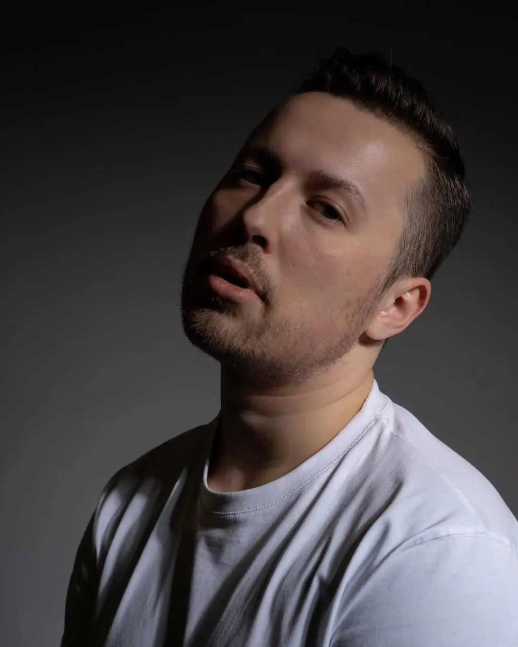 Un luxemburghez, sosia lui Elon Musk, a devenit vedetă pe rețelele sociale