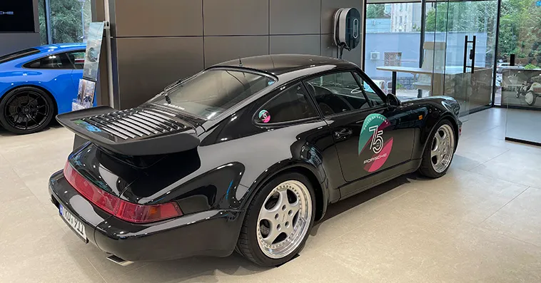 Porsche: Последние дни выставки в Pop-Up Showroom