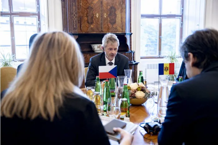Глава МИДЕИ провел встречу с председателем Сената Чешской Республики