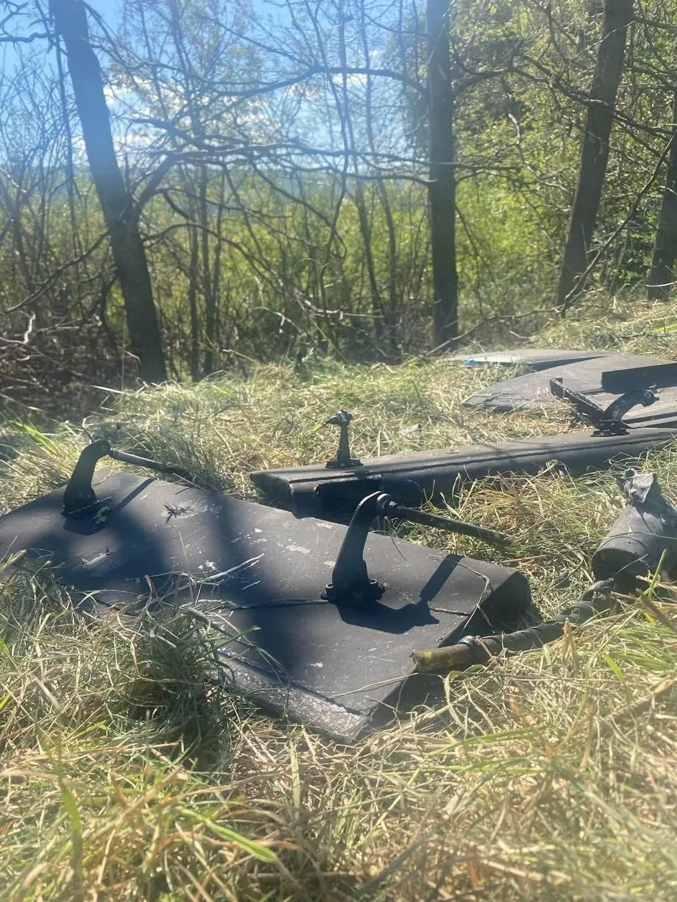 Zona din Parcul Național Orhei, izolată după explozia unei drone. Fragmentele nu au fost ridicate