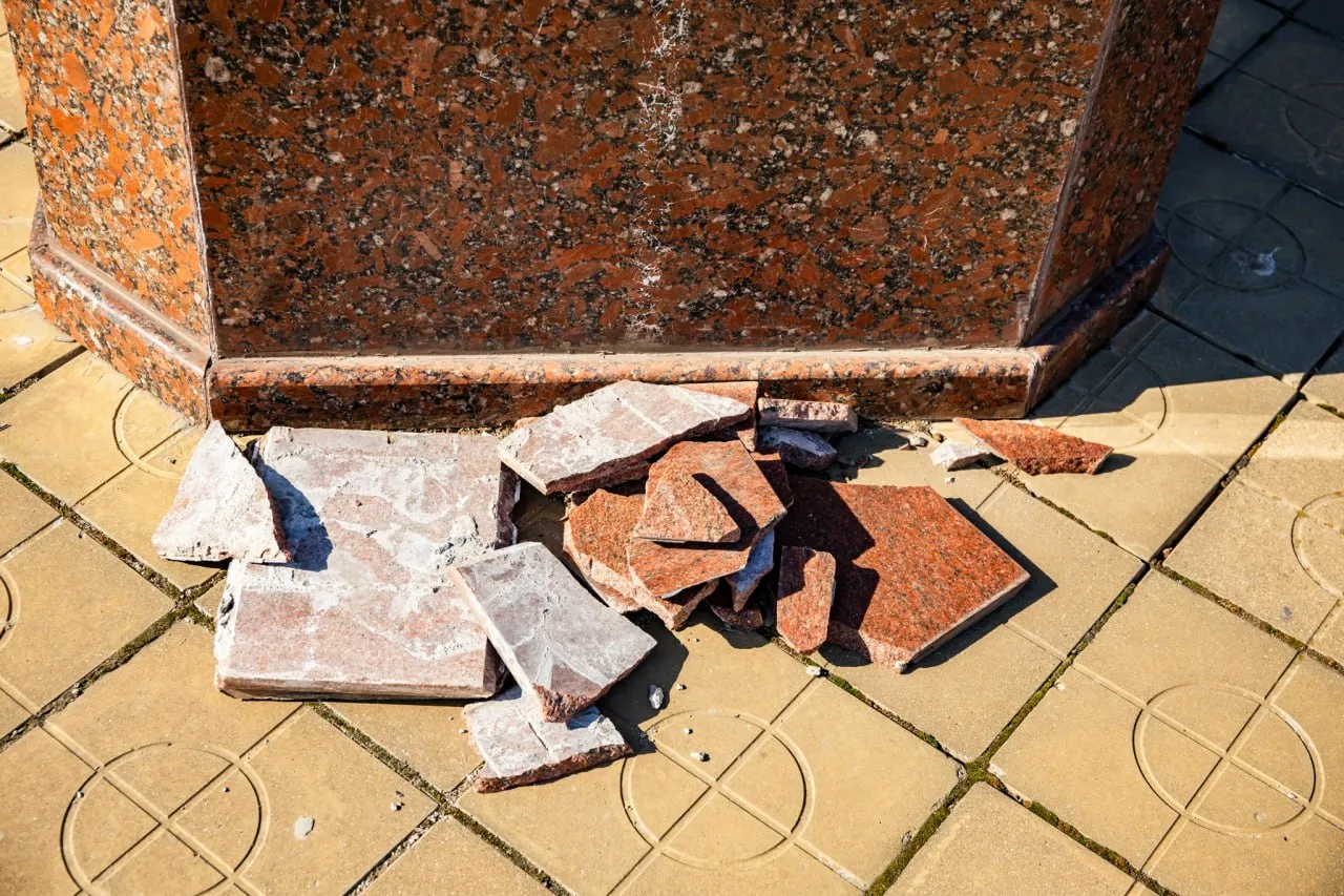 Consilierii PSRM cer reabilitarea Complexului Memorial Eternitate