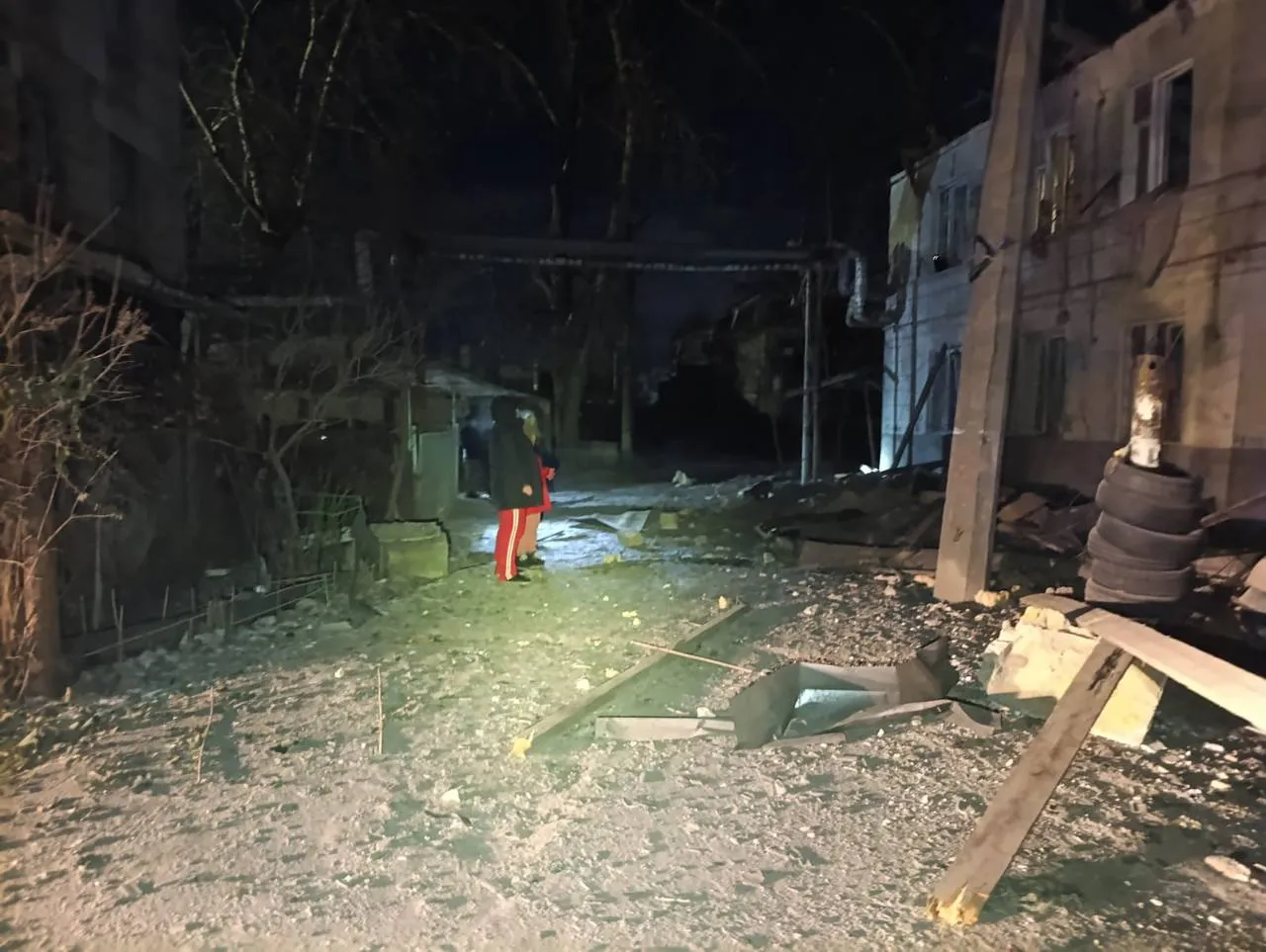 Clădiri rezidențiale și un obiectiv industrial, avariate la Odesa în urma unui atac rusesc