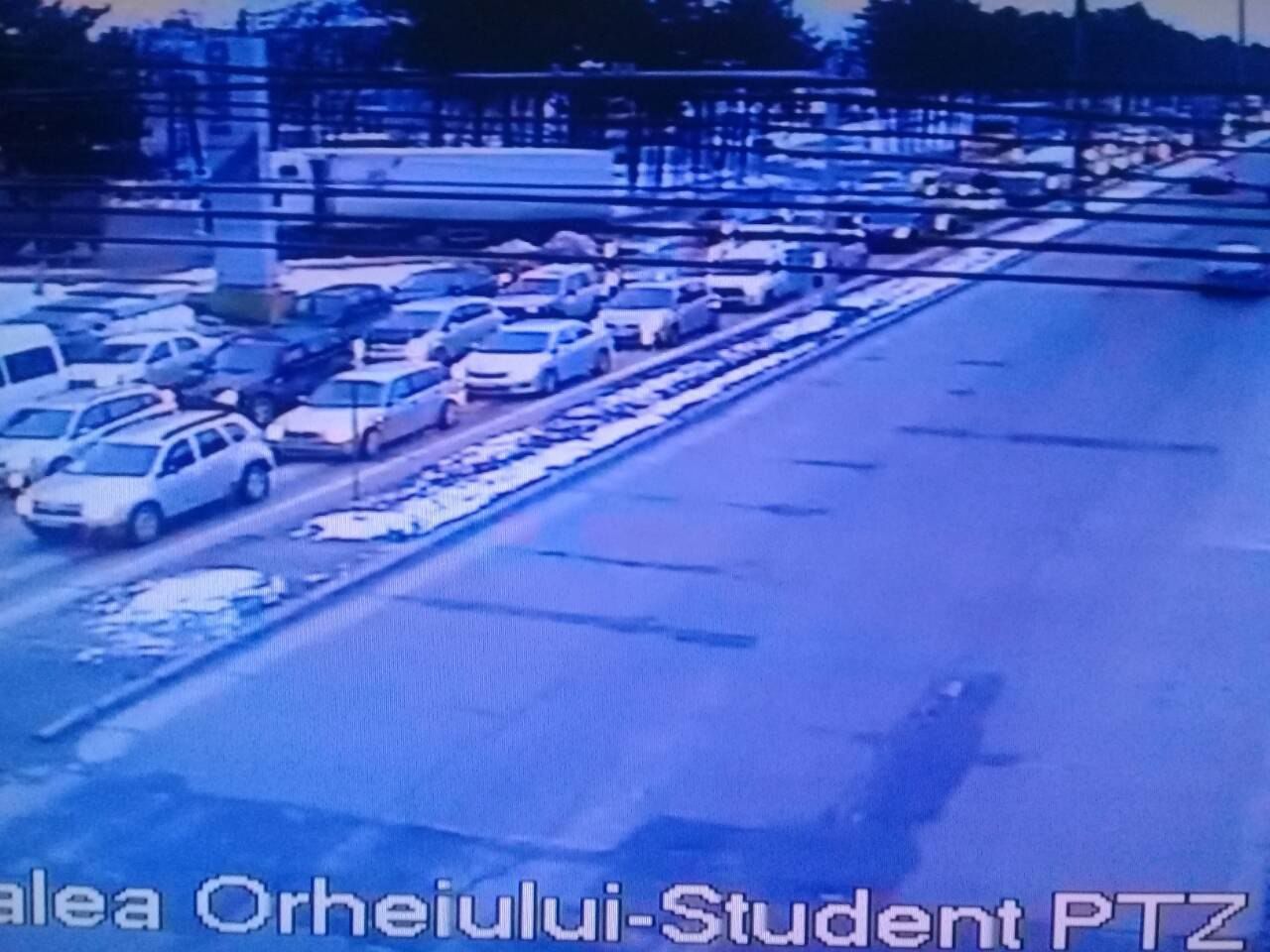 Служба InfoTrafic рекомендует водителям избегать некоторых улиц Кишинева