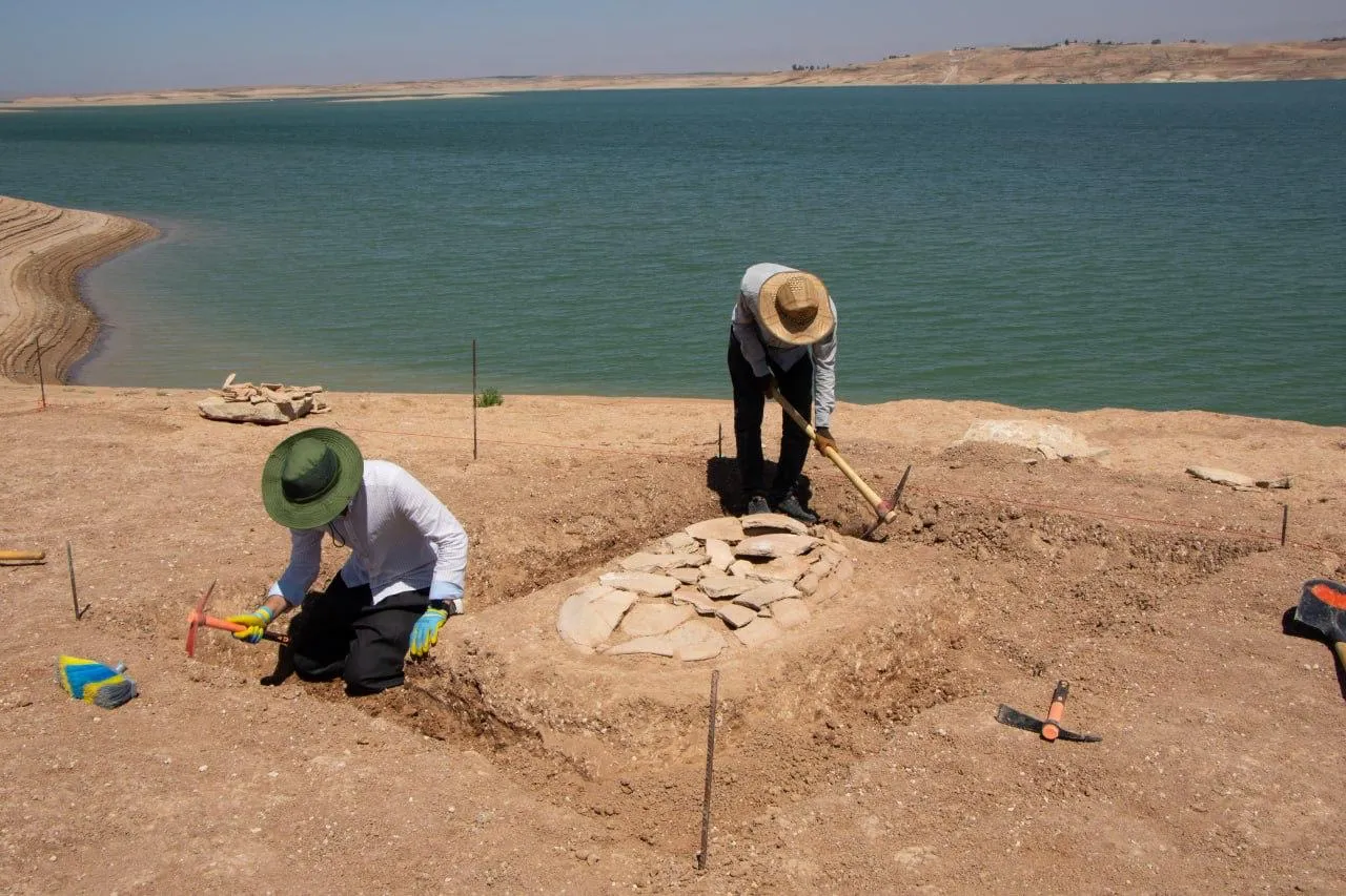 Seceta record din Irak a scos la iveală 40 de morminte antice pe fundul unui lac de acumulare