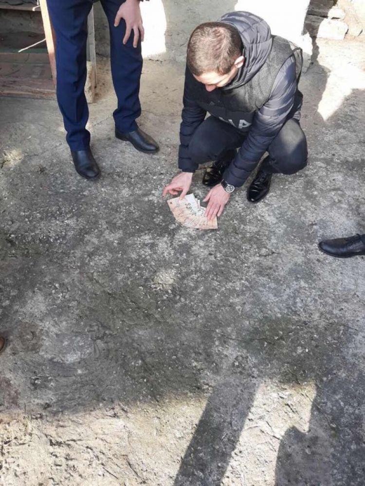 В Кагуле задержали посредника в получении водительского удостоверения