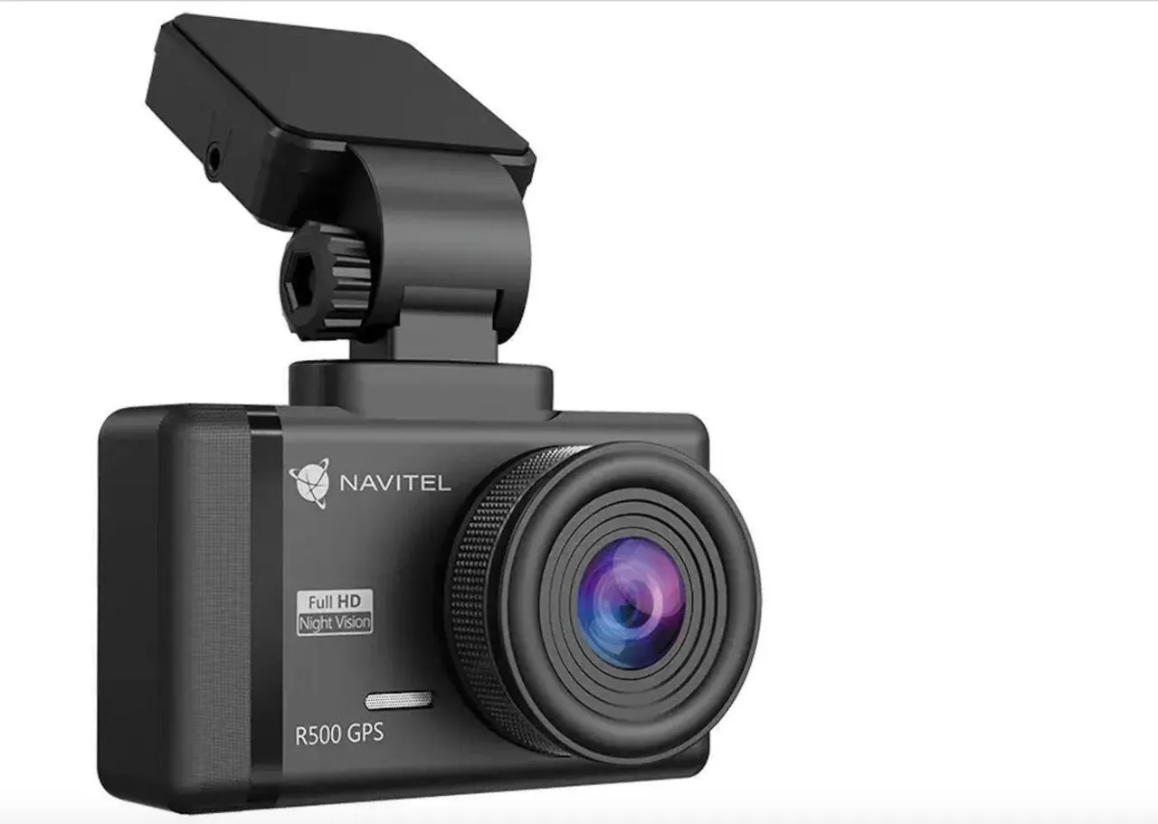 Maximum: 15% скидка на продукцию Navitel — только до 30 ноября