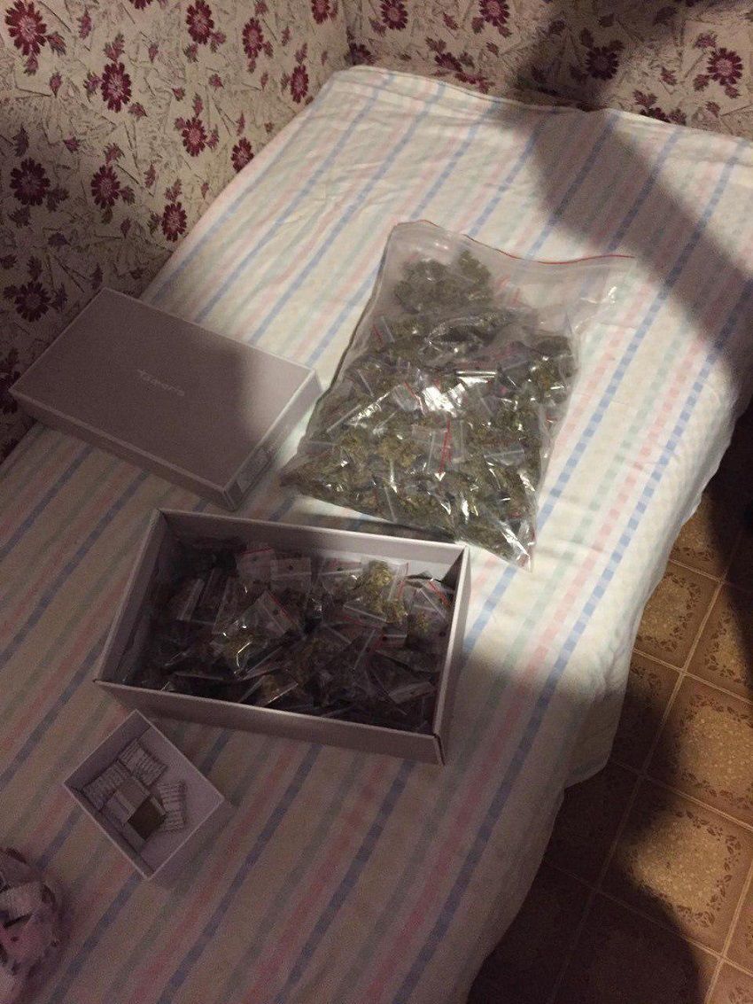 Полиция пресекла деятельность группировки наркоторговцев