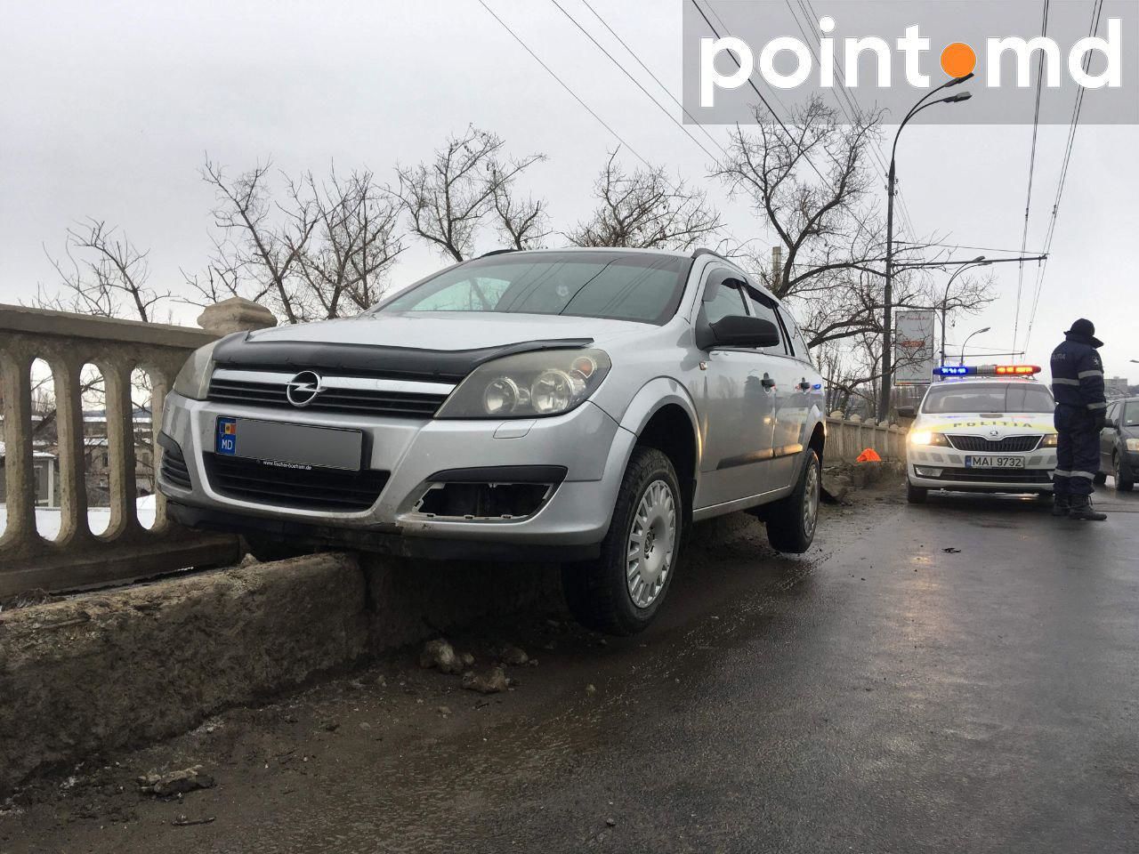 В Кишиневе водитель скончался за рулем во время движения
