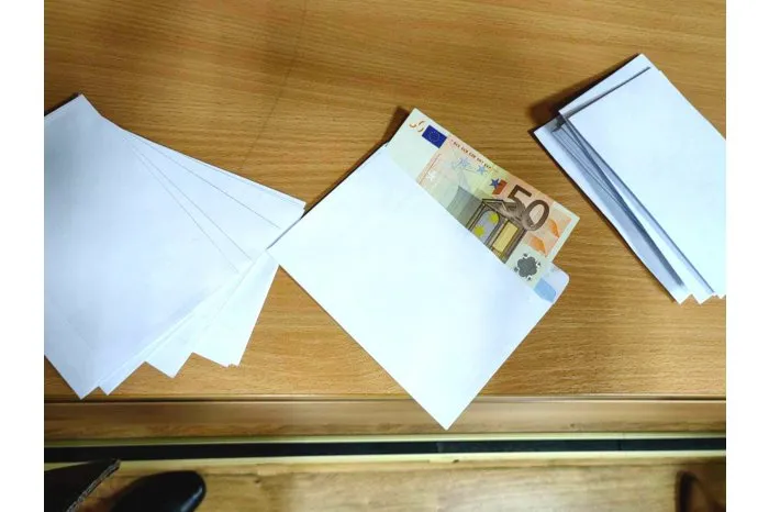 НЦБК расследует случай подкупа избирателей в Комрате