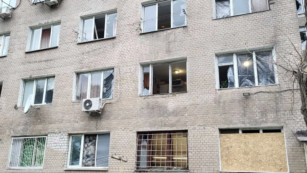 Atac nocturn cu drone la Odesa: Clădiri rezidențiale și magazine, avariate