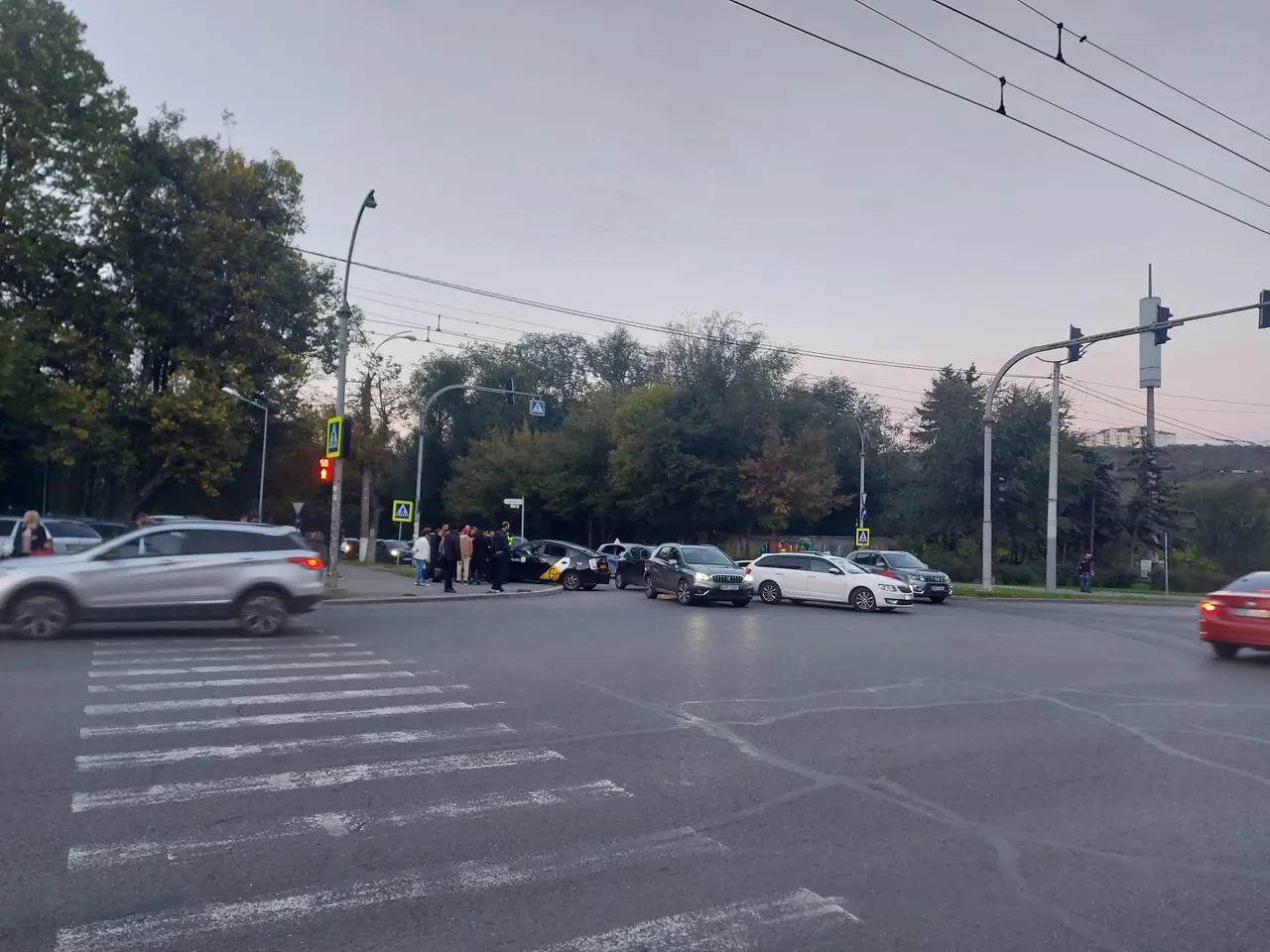 На Рышкановке произошло ДТП с участием трёх автомобилей