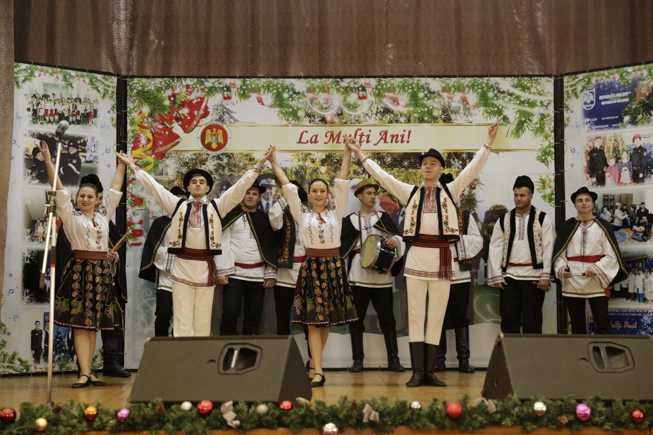 Concert de suflet pentru angajații MAI. Mesajul ministrului Jizdan