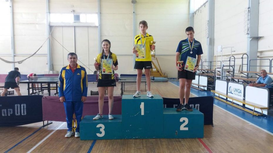 Молдавские спортсмены завоевали 10 медалей на турнире по настольному теннису