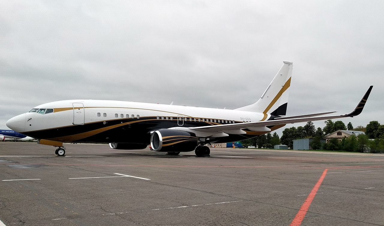 самолёт кишинёв франция. билеты в ереван из москвы. рейс в ереван. самолет кишинев ереван. армянский самолет.