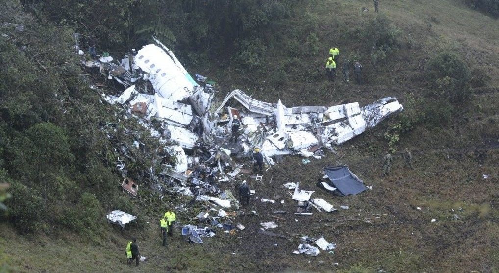 Рухнувшему в Колумбии самолёту оставалось лететь до аэропорта пять минут
