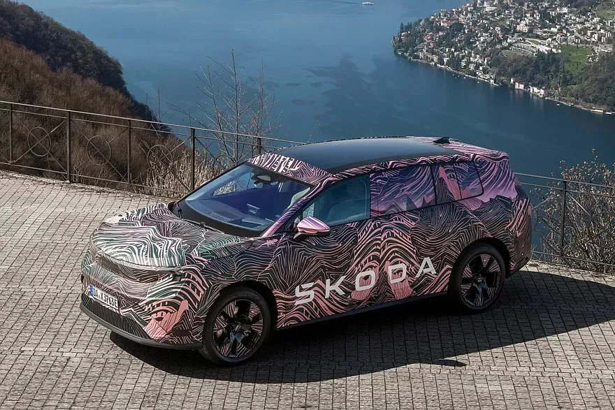 Skoda готовит премьеру электрического кроссовера Peaq с задним и полным приводом