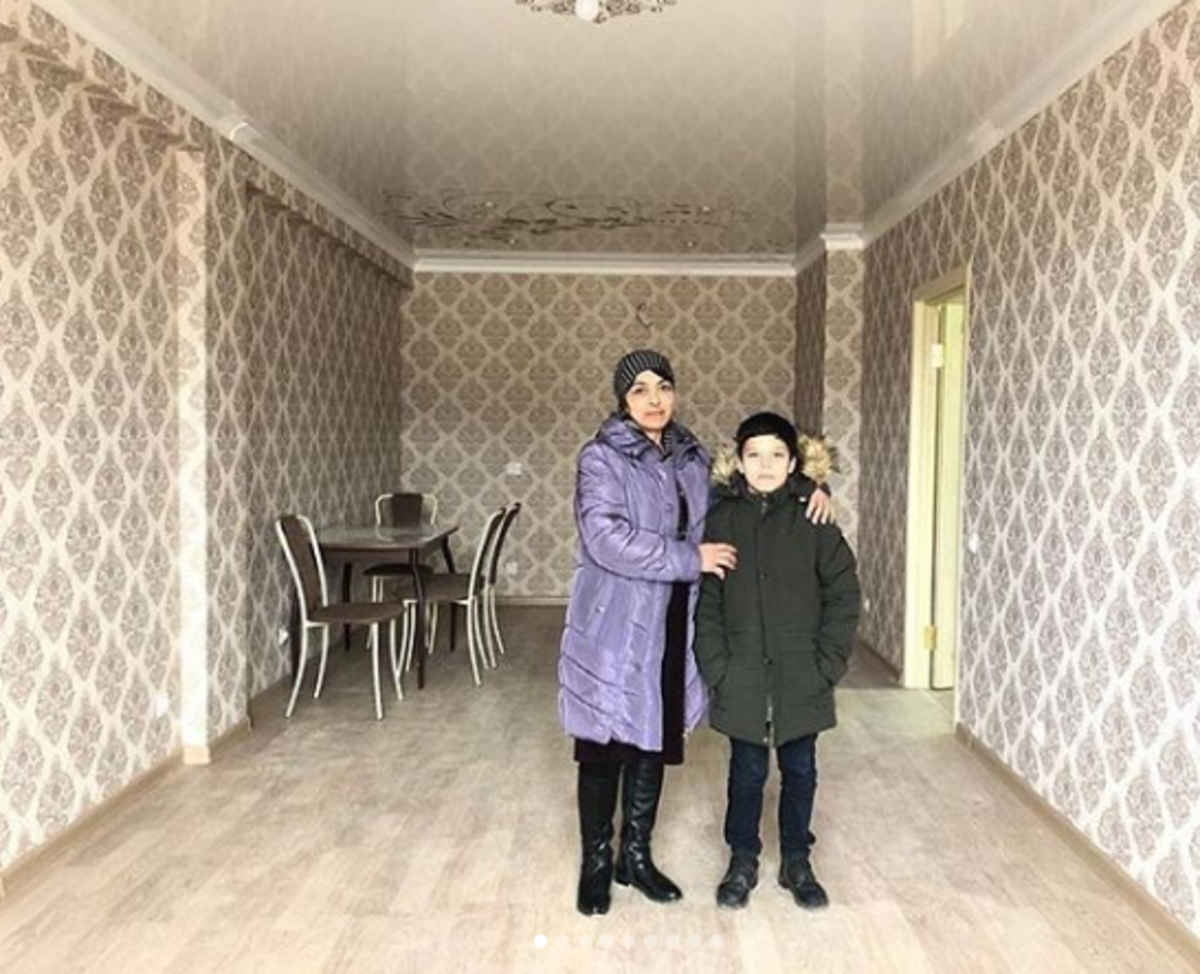 В Дагестане 9-летний мальчик получил от мэра города квартиру