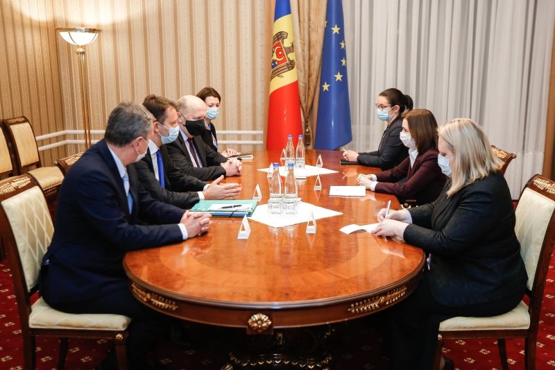 Президент Майя Санду встретилась с группой депутатов Европарламента