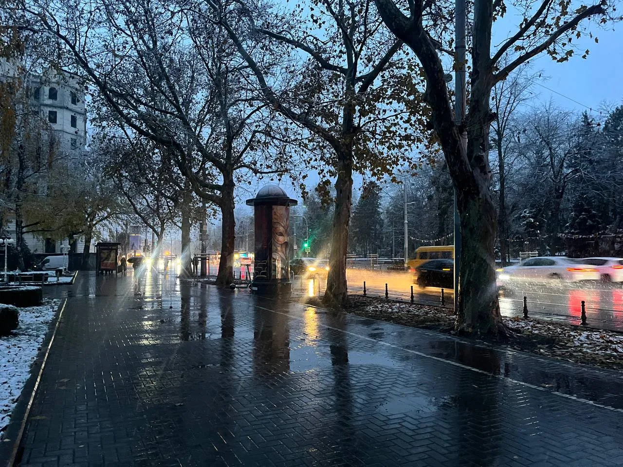 În Moldova a căzut prima zăpadă