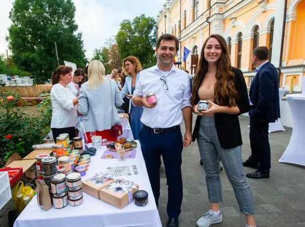 Предприниматели и дипломаты участвовали в новом выпуске «Открой для себя лучшее в Молдове»