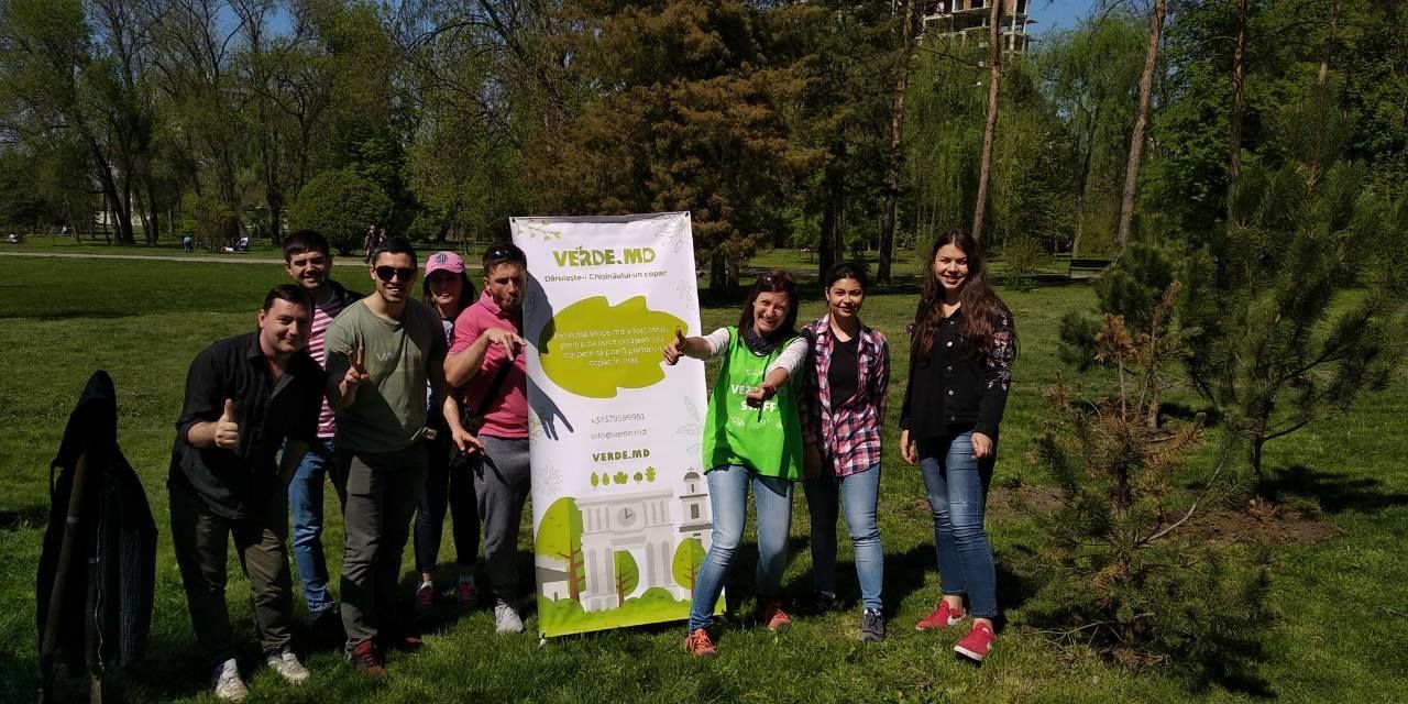 Сильвия Раду участвовала в проекте Verde.md по посадке деревьев в столице