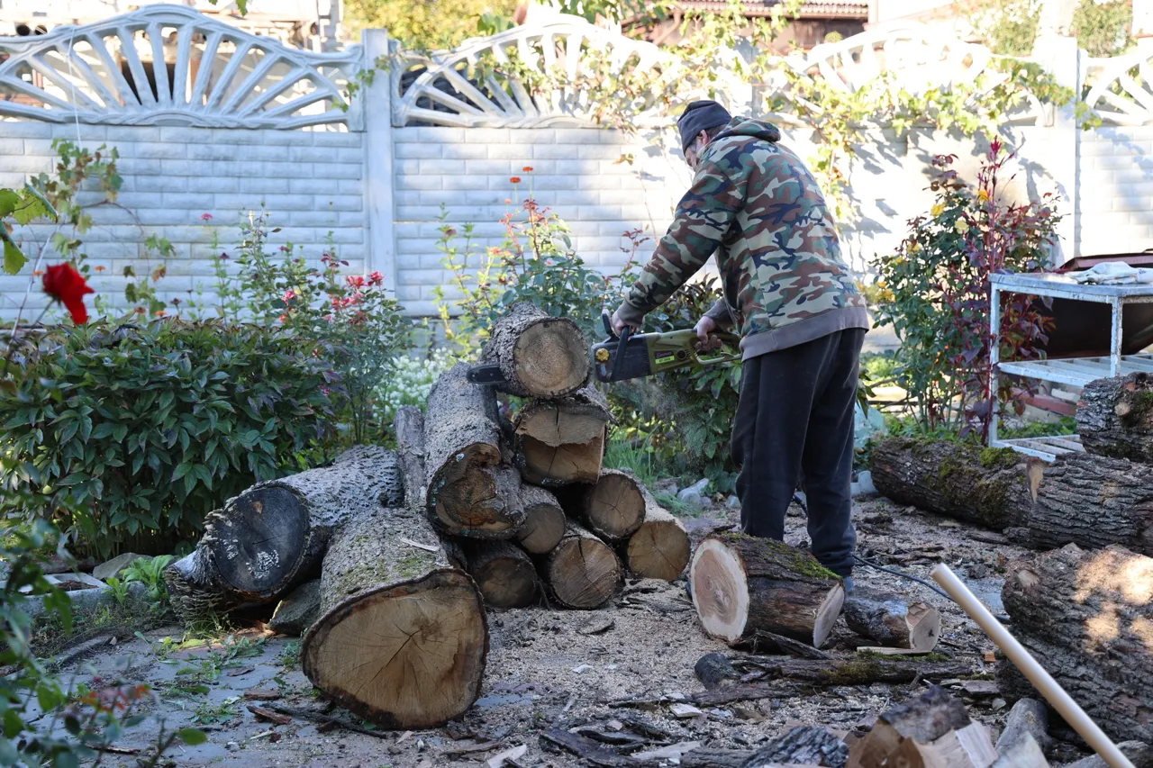 Salvatorii și pompierii verifică sobele din gospodării