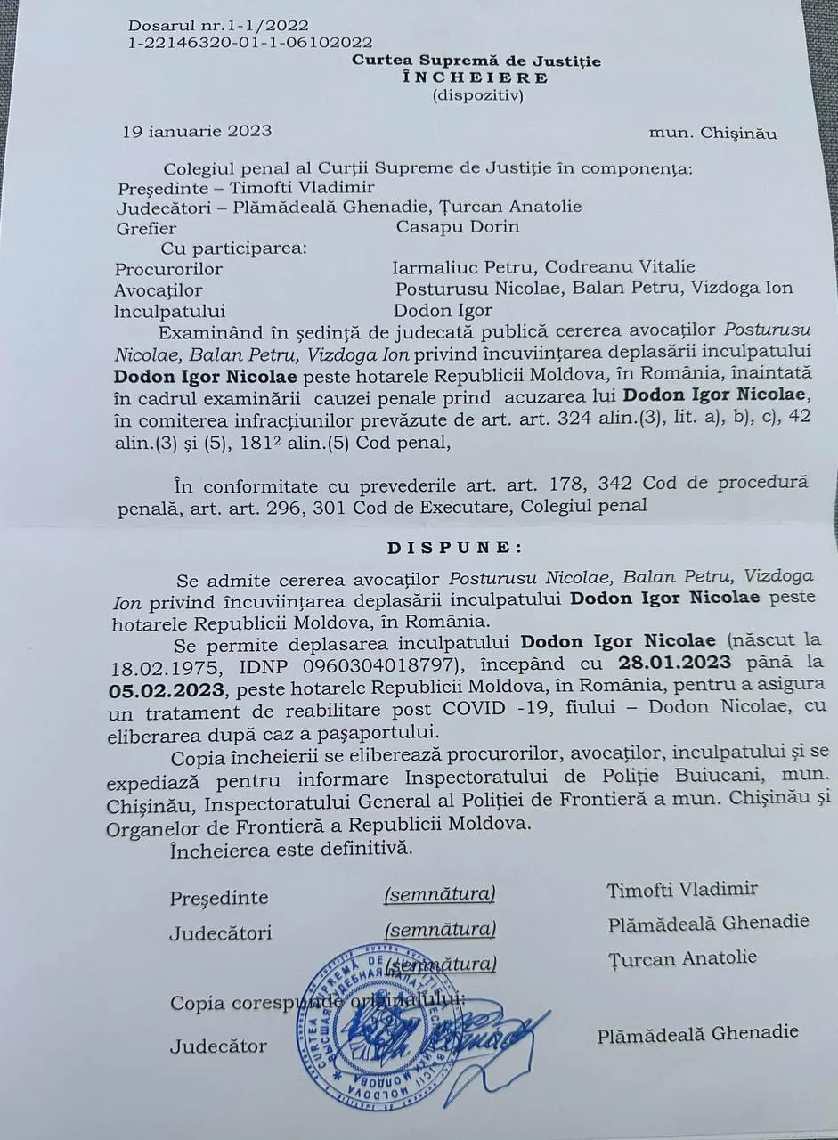 Додон не поедет в Румынию из-за давления прокуроров
