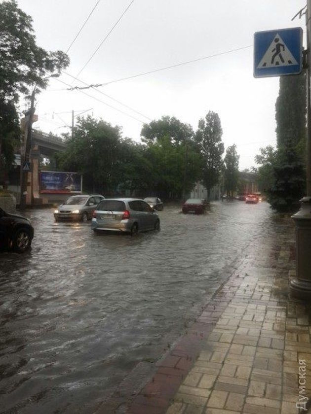 Одессу затопил сильный ливень