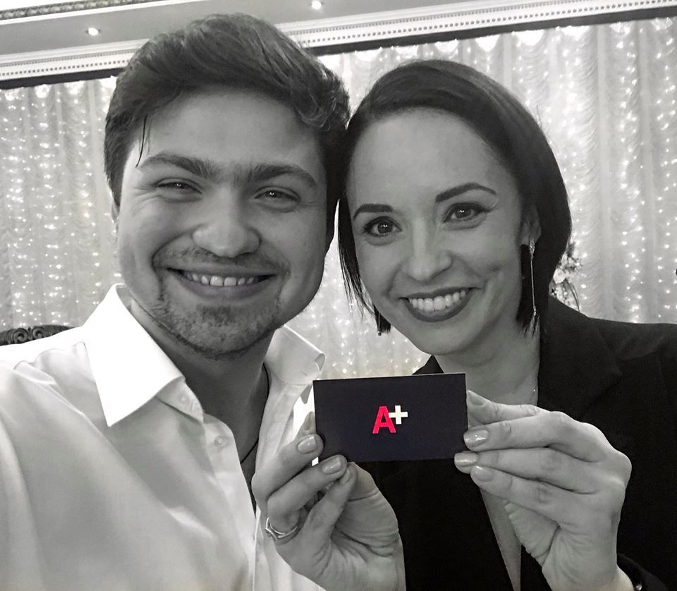 Au mai rămas zile numărate până la cel mai tare training NLP al primăverii  ®