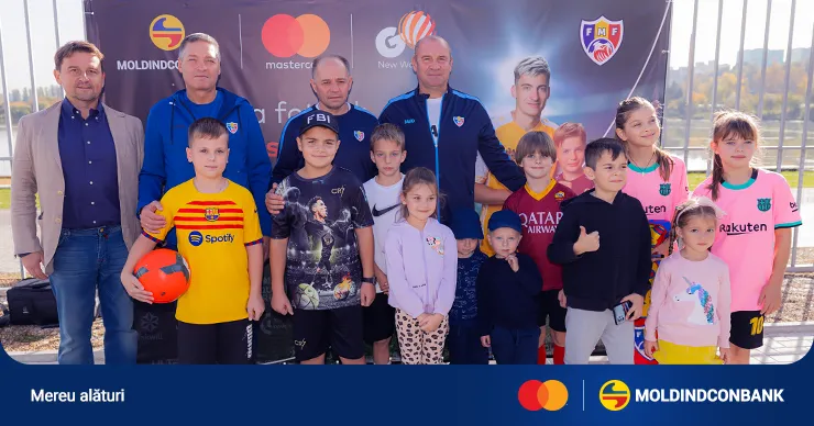 Moldindconbank: GO на футбол! Смешанный матч, организованный между родителями и детьми