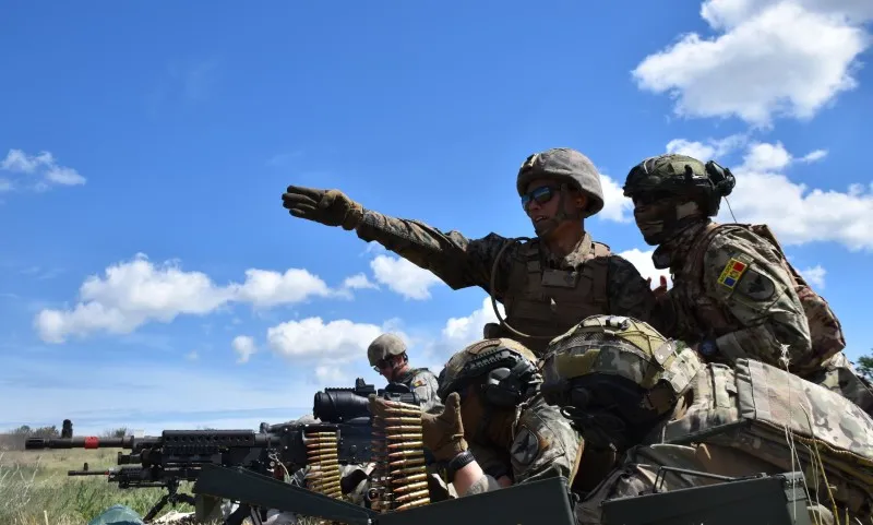 După exercițiile din România, tehnica militară a Armatei Naționale se va deplasa pe drumurile țării