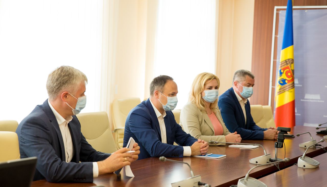 Группа Pro Moldova и партия „Шор” обсудили необходимость отставки правительства