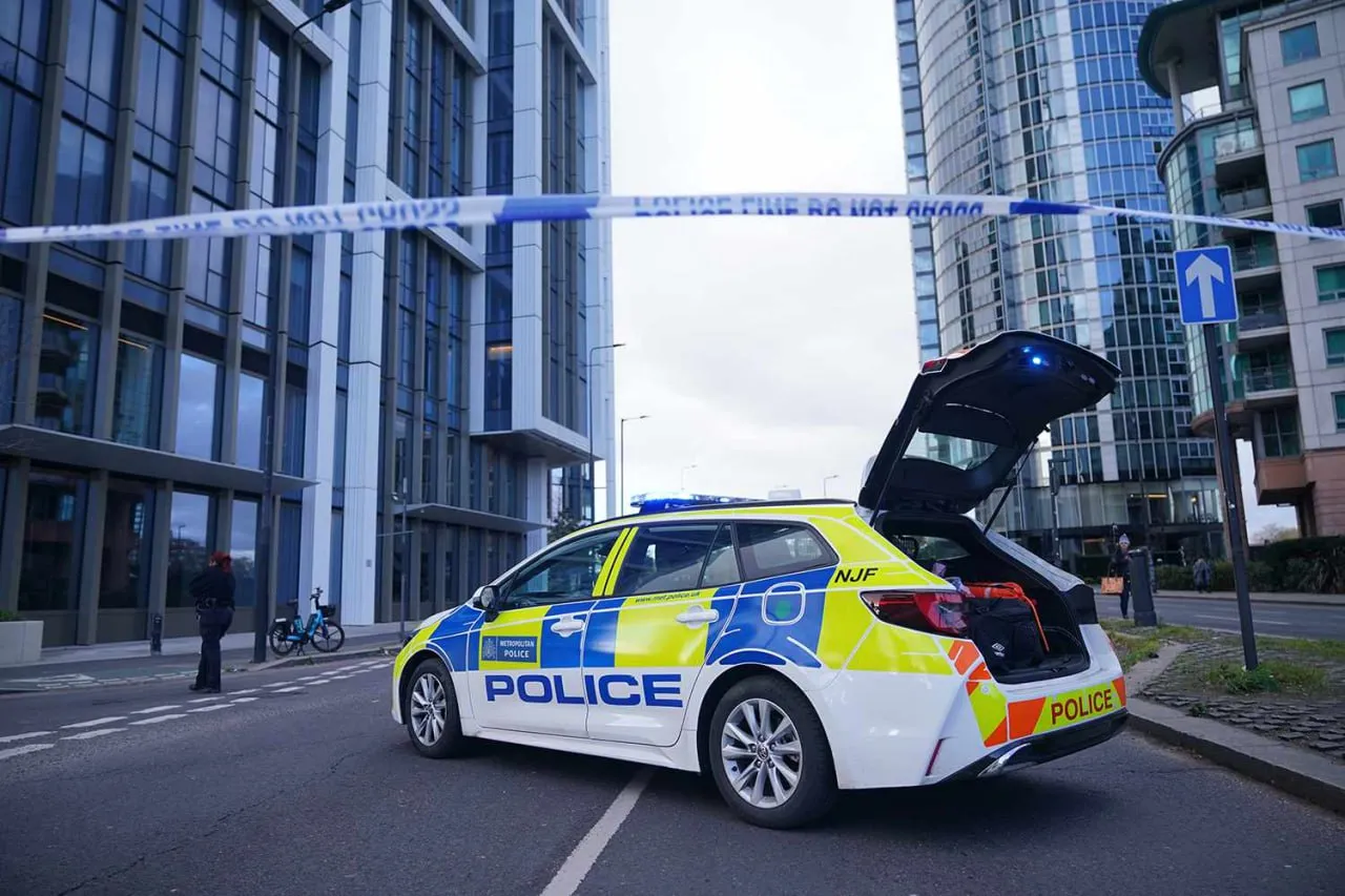 Poliția britanică a detonat un pachet suspect din apropierea ambasadei SUA din Londra