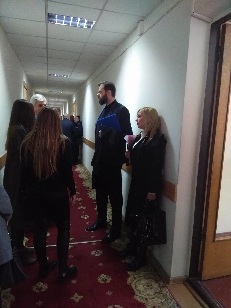На новое слушание по делу Лучинского Шор прибыл в окружении телохранителей