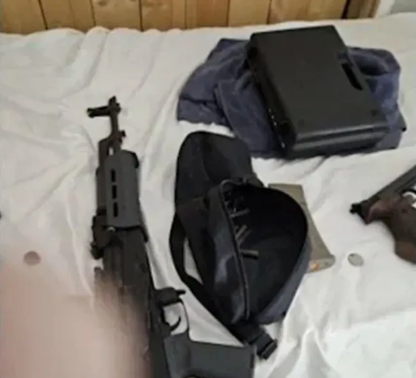 SUA acuză un rezident din California de furnizarea de arme și muniții către Coreea de Nord