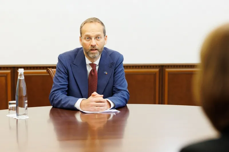 Санду обсудила с послом ЕС Мажейксом подготовку к первому саммиту Молдова–ЕС