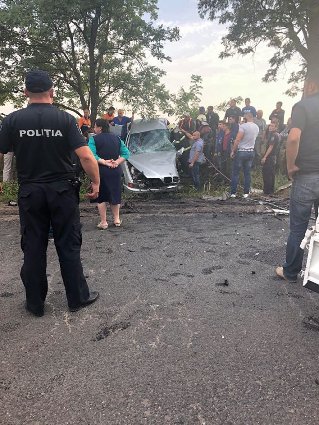 Серьезное ДТП в Рышканском районе: столкнулись BMW и Opel